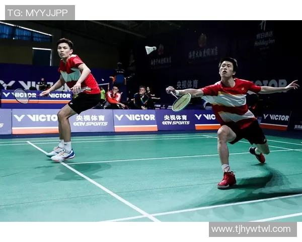 杭州与西安羽毛球队对决赛后总结与经验分享